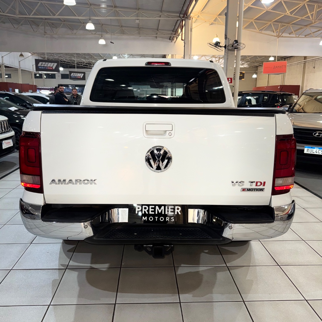 Amarok 3.0 V6 CABINE DUPLA 4X4 HIGHLINE TURBO INTERCOOLER AUTOMÁTICO