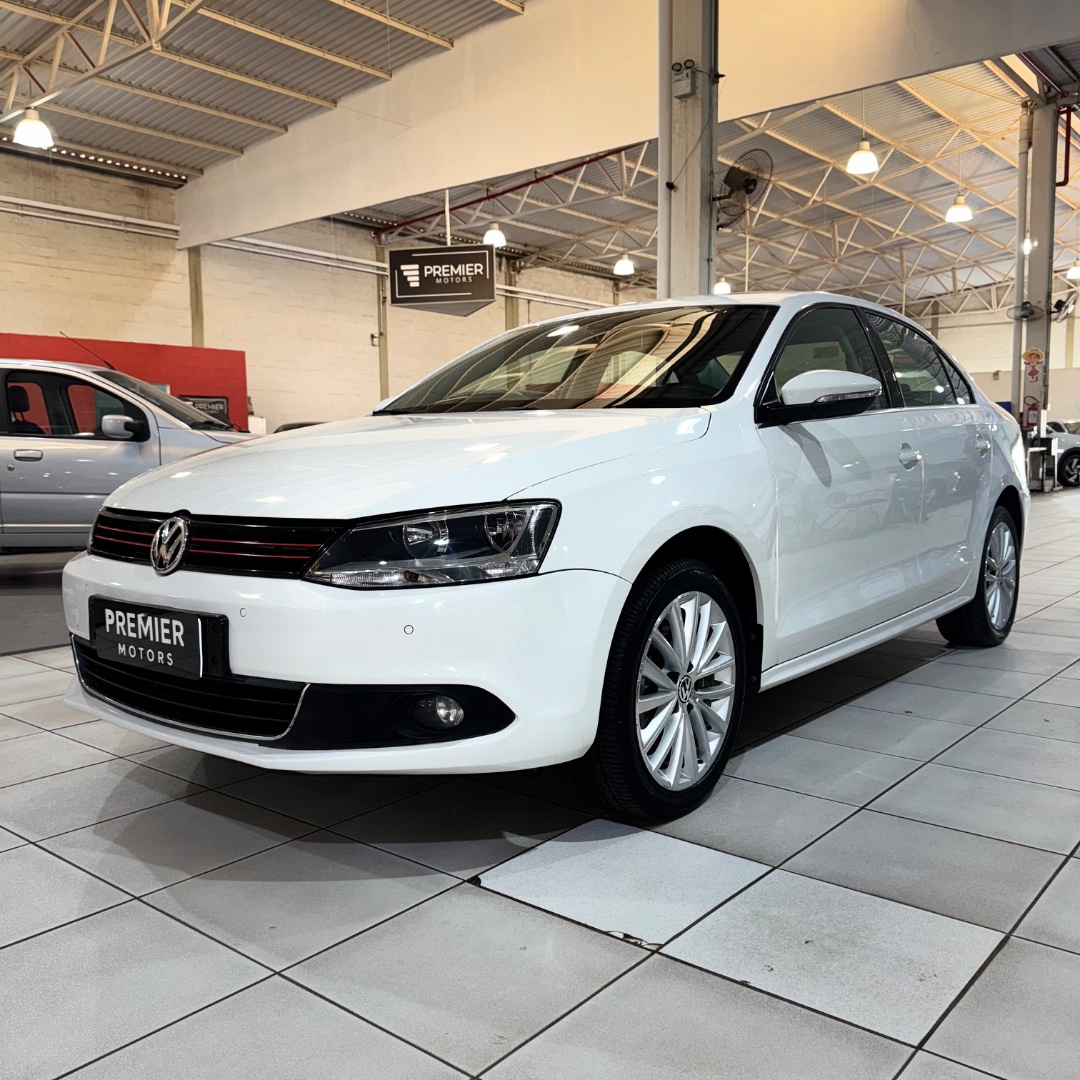 Jetta 2.0 4P TSI HIGHLINE 200 CV AUTOMÁTICO