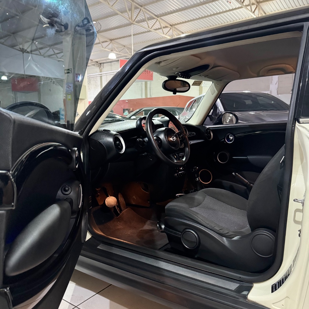 Cooper 1.6 16V AUTOMÁTICO