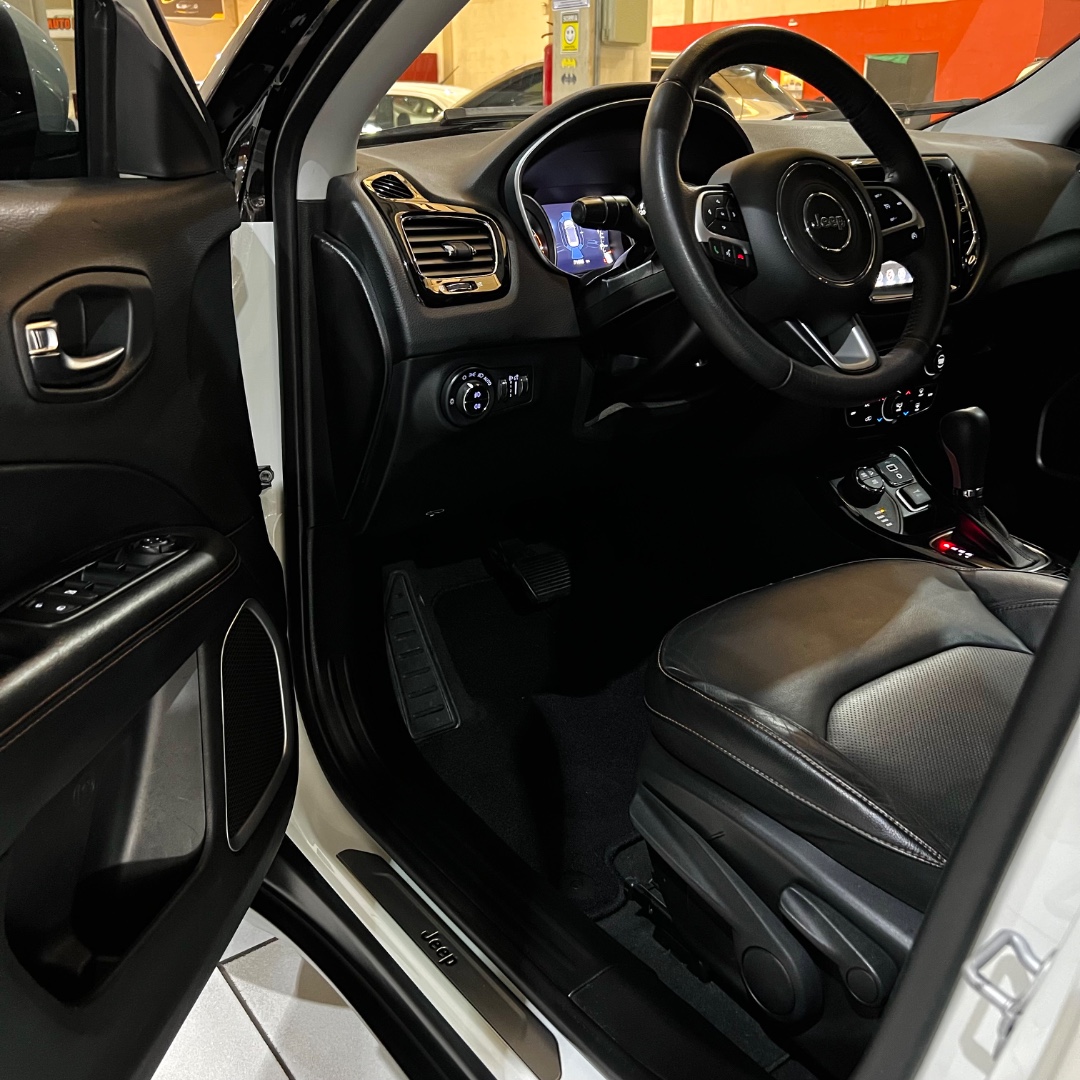 Compass 2.0 16V 4P LIMITED TURBO DIESEL 4X4 AUTOMÁTICO