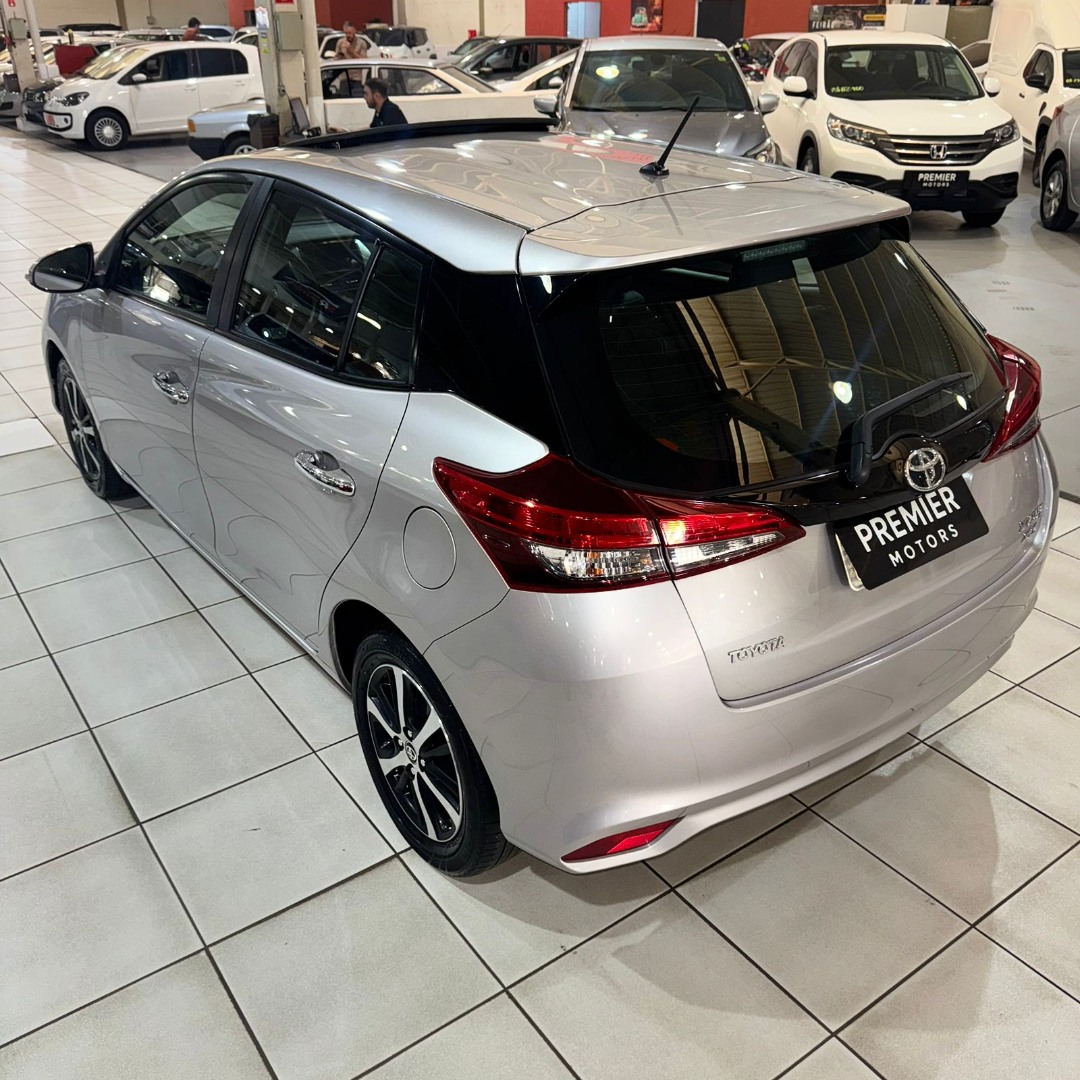 Yaris Hatch 1.5 16V 4P FLEX XLS MULTIDRIVE AUTOMÁTICO CVT