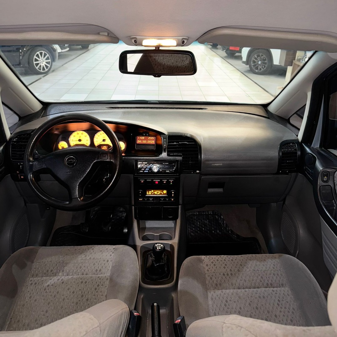 Zafira 2.0 4P FLEX ELEGANCE