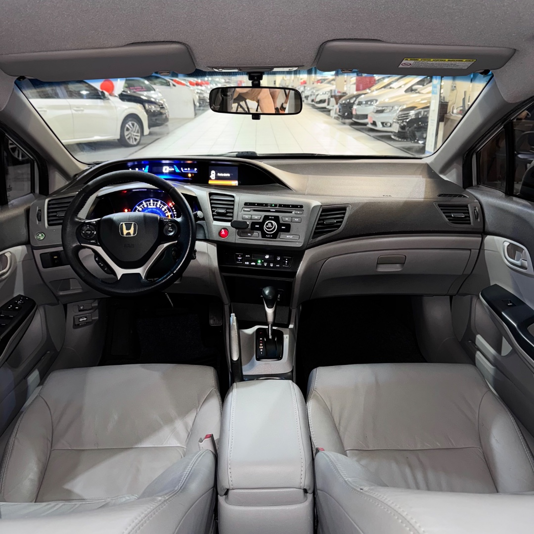 Civic 1.8 16V 4P FLEX LXS AUTOMÁTICO