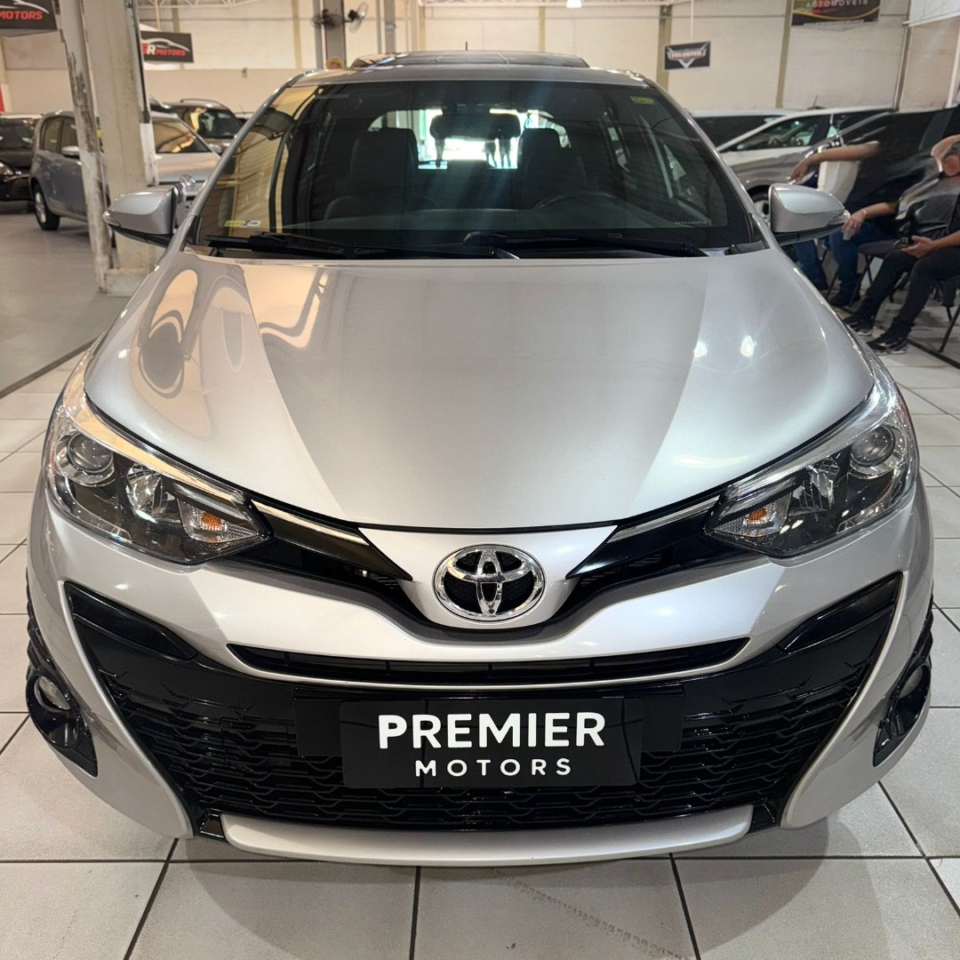 Yaris Hatch 1.5 16V 4P FLEX XLS MULTIDRIVE AUTOMÁTICO CVT