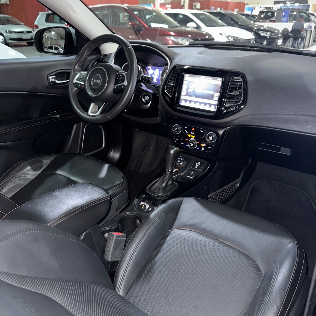 Compass 2.0 16V 4P LIMITED TURBO DIESEL 4X4 AUTOMÁTICO