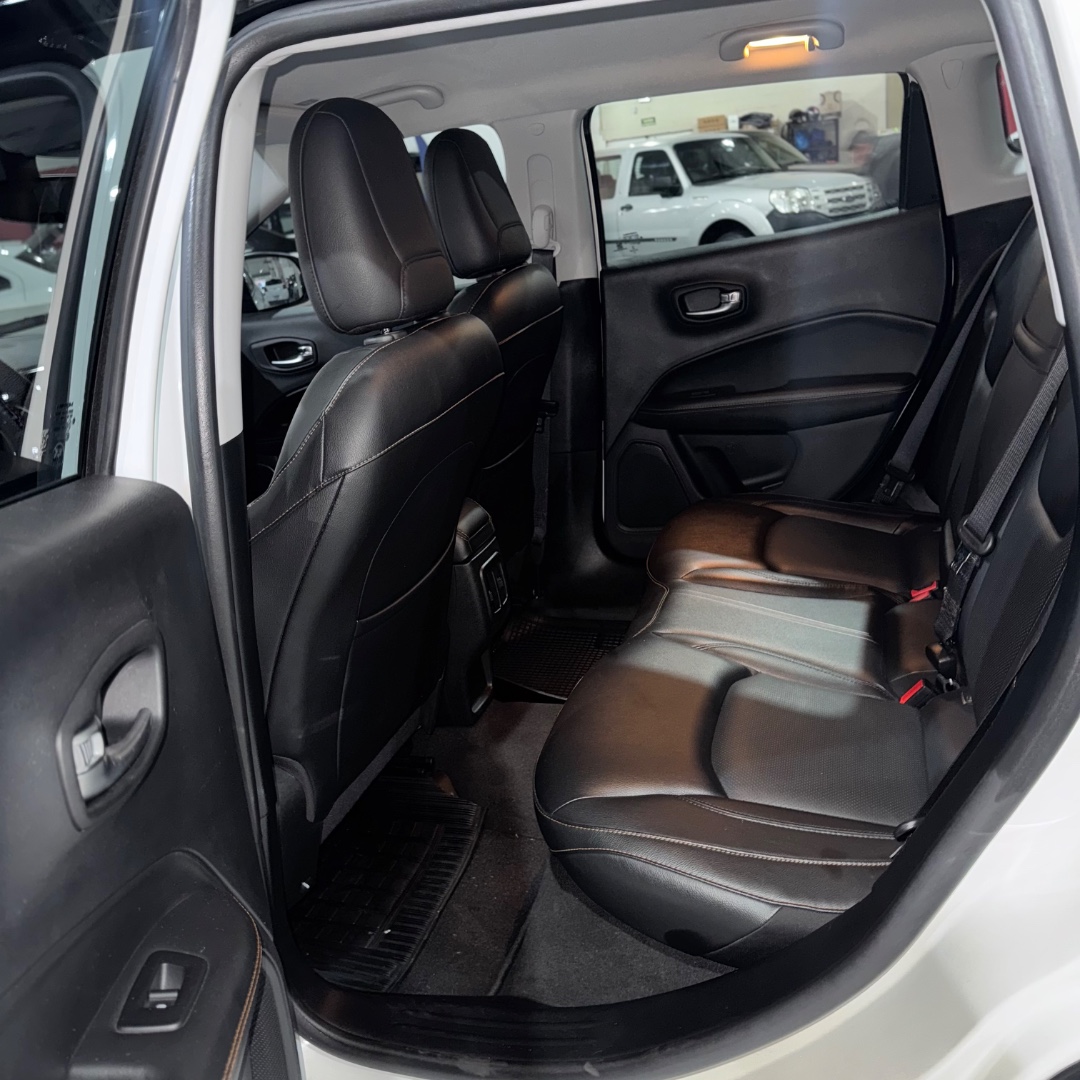 Compass 2.0 16V 4P LIMITED TURBO DIESEL 4X4 AUTOMÁTICO