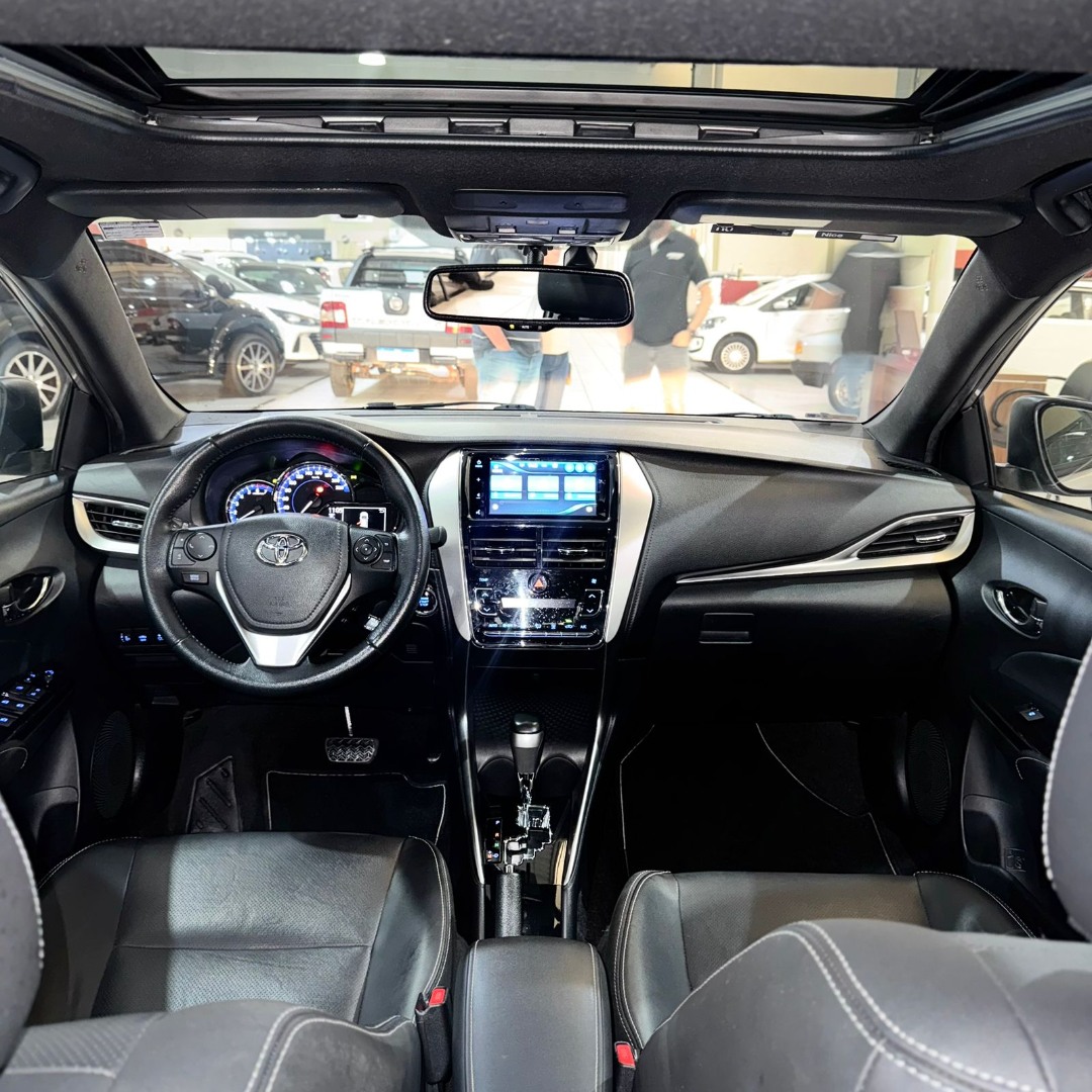 Yaris Hatch 1.5 16V 4P FLEX XLS MULTIDRIVE AUTOMÁTICO CVT