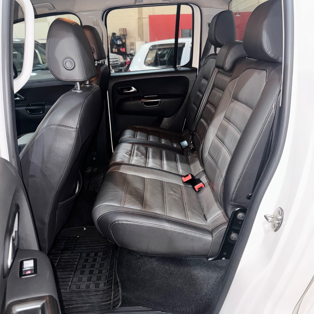 Amarok 3.0 V6 CABINE DUPLA 4X4 HIGHLINE TURBO INTERCOOLER AUTOMÁTICO