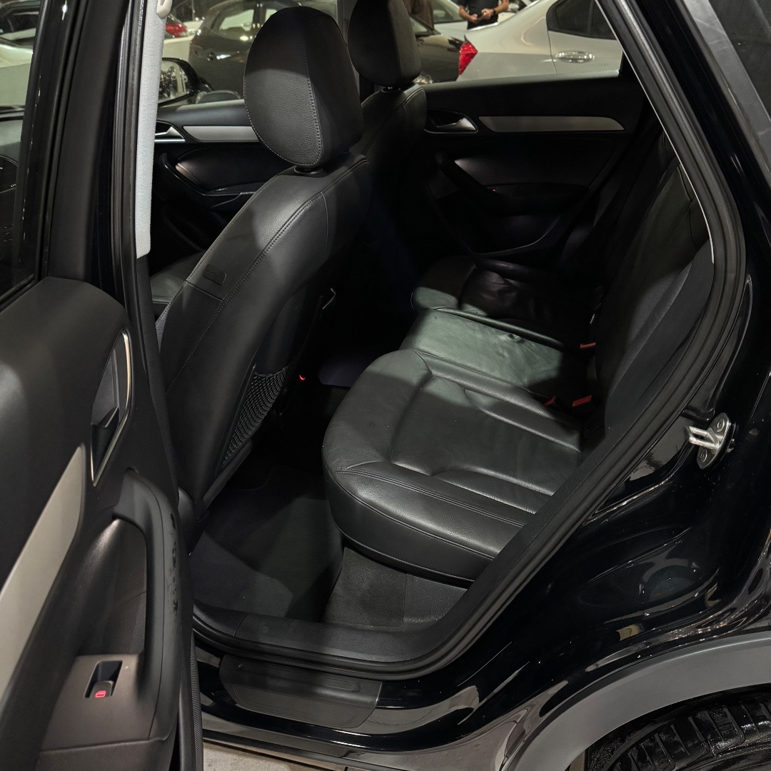 Q3 2.0 4P TFSI ATTRACTION QUATTRO S-TRONIC AUTOMÁTICO