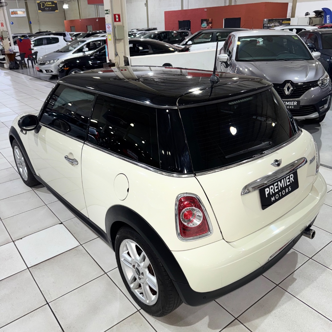 Cooper 1.6 16V AUTOMÁTICO