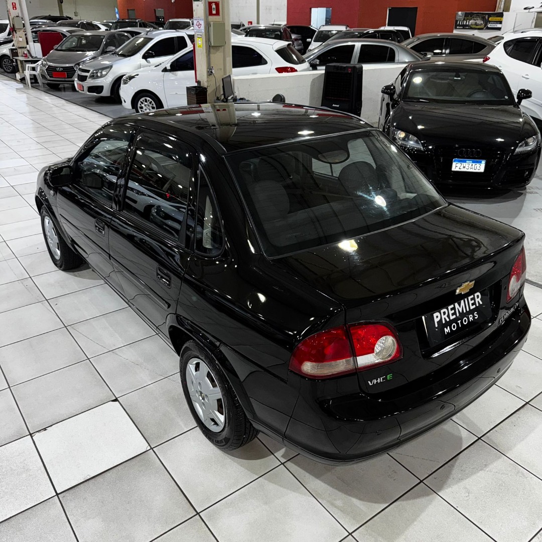 Classic Sedan 1.0 4P VHCE FLEX LS
