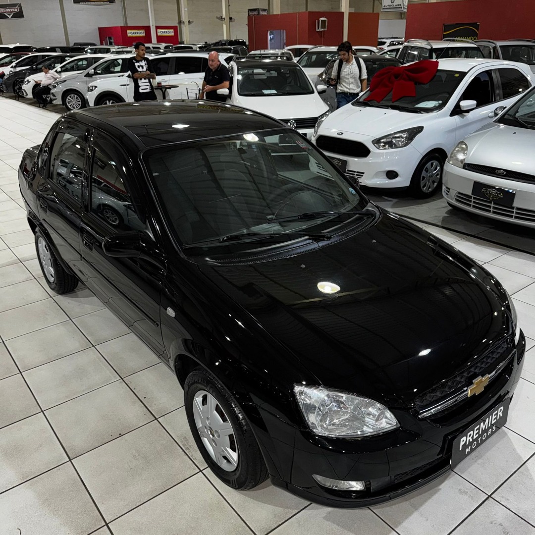 Classic Sedan 1.0 4P VHCE FLEX LS