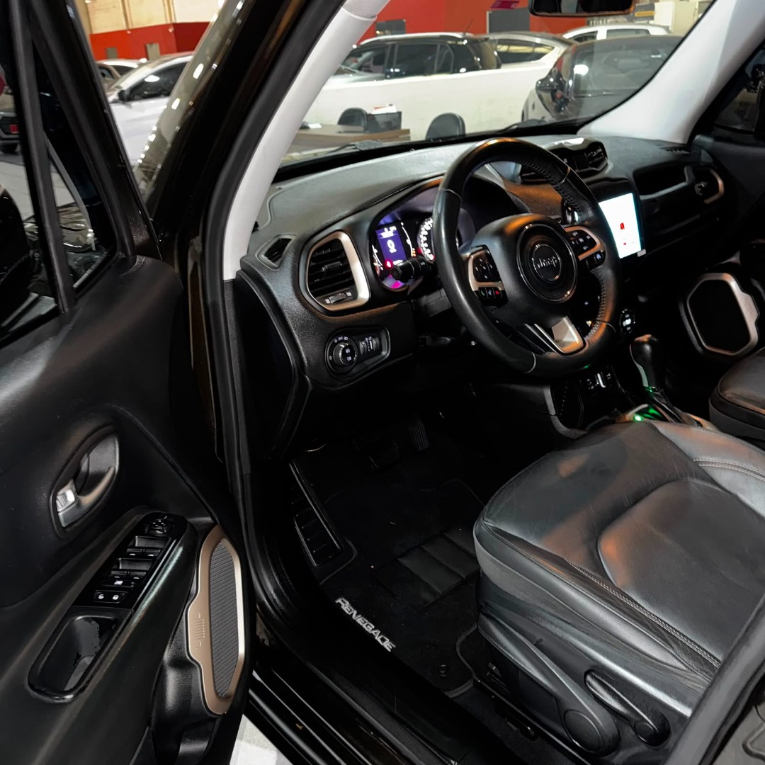 Renegade 1.8 16V 4P FLEX LONGITUDE AUTOMÁTICO