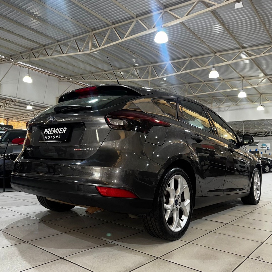 Focus Hatch 2.0 16V 4P FLEX SE PLUS POWERSHIFT AUTOMÁTICO