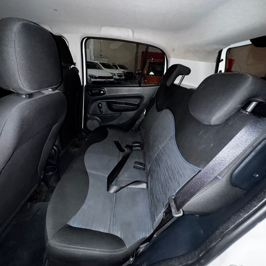 Uno 1.0 4P FLEX ATTRACTIVE