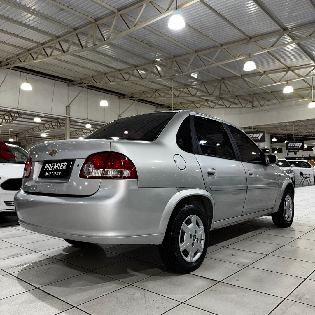 Classic Sedan 1.0 4P VHCE FLEX LS