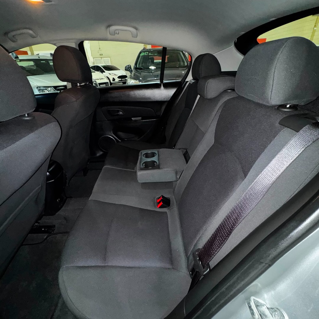 Cruze Hatch 1.8 16V 4P LT SPORT6 FLEX