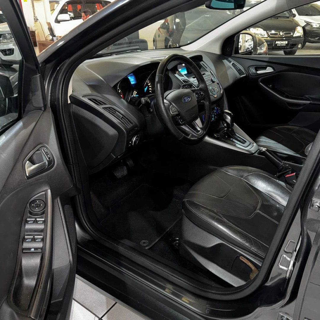 Focus Hatch 2.0 16V 4P FLEX SE PLUS POWERSHIFT AUTOMÁTICO