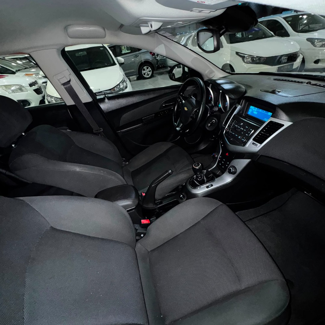 Cruze Hatch 1.8 16V 4P LT SPORT6 FLEX