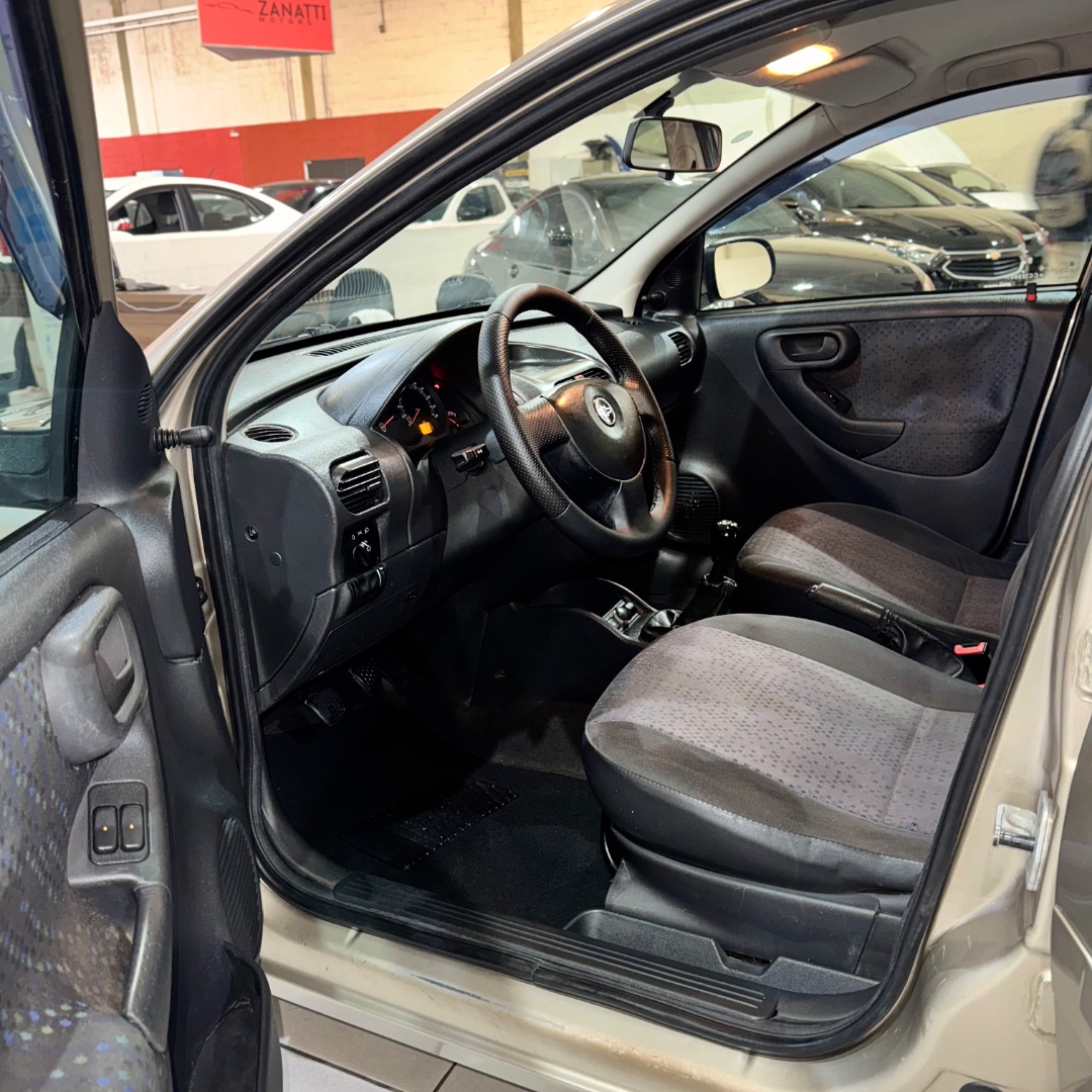 Corsa Hatch 1.4 4P MAXX FLEX