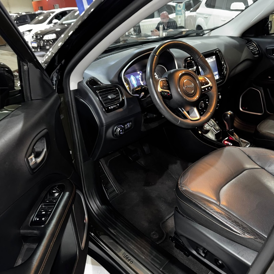 Compass 2.0 16V 4P LIMITED TURBO DIESEL 4X4 AUTOMÁTICO