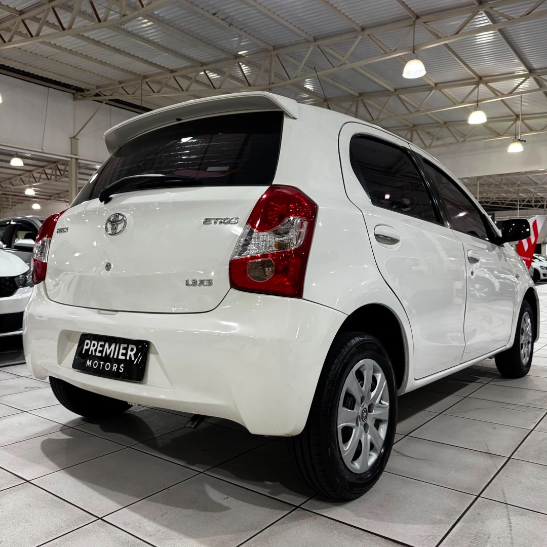 Etios Hatch 1.3 16V 4P FLEX XS