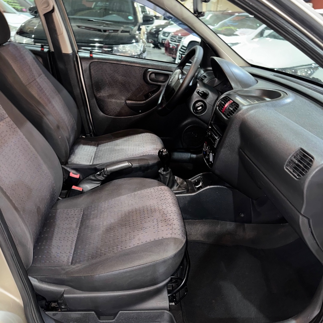 Corsa Hatch 1.4 4P MAXX FLEX