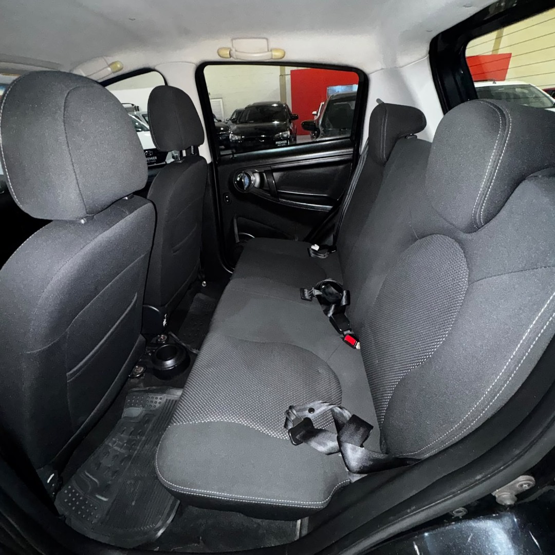 J2 Hatch 1.4 16V 4P