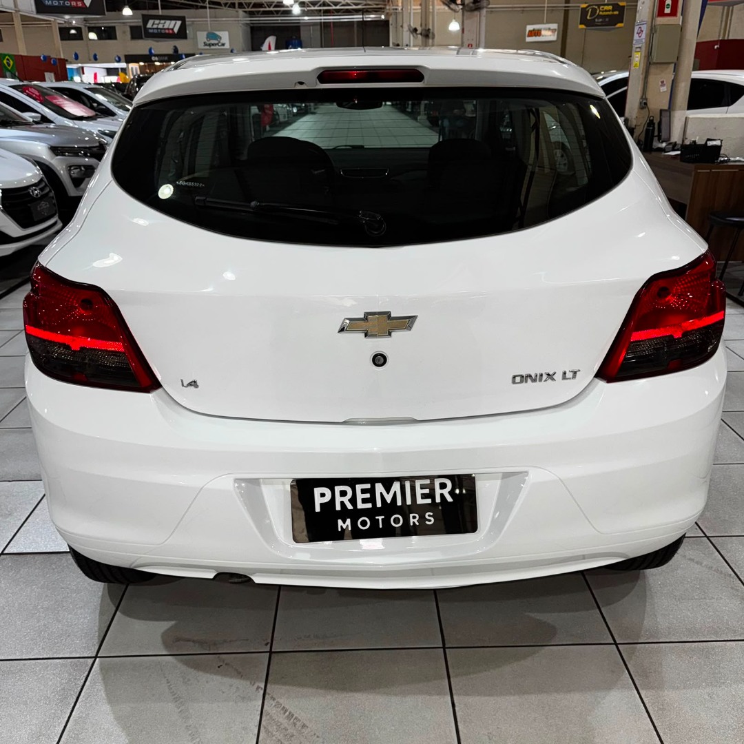 Onix Hatch 1.4 4P FLEX LT