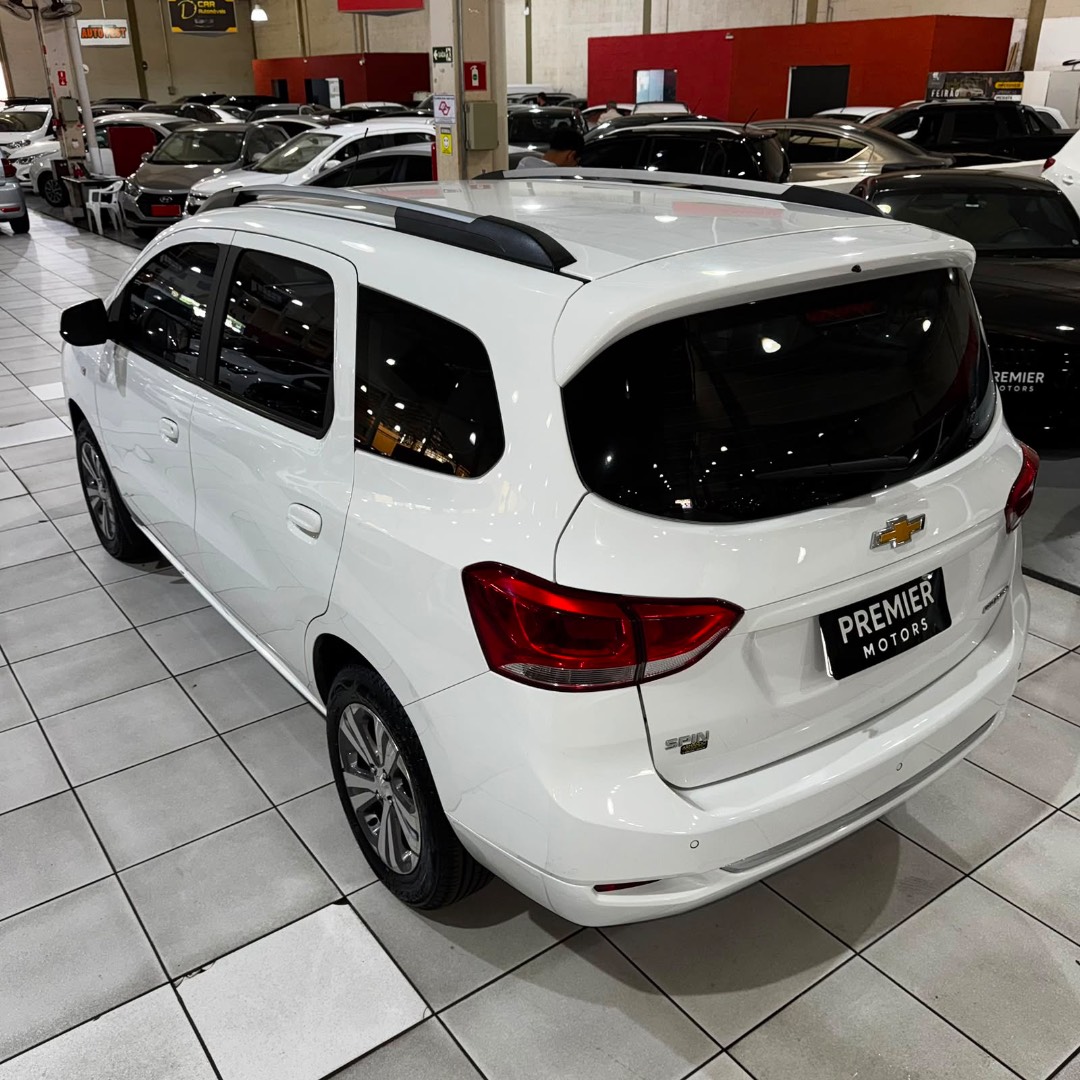 Spin 1.8 4P FLEX PREMIER 7 LUGARES AUTOMÁTICO