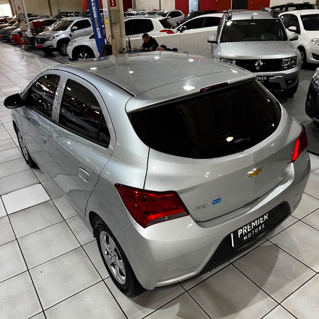 Onix Hatch 1.0 4P FLEX LT