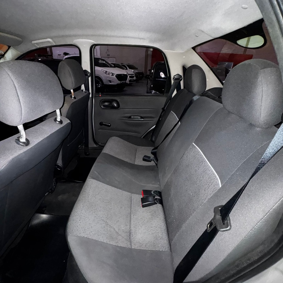 Classic Sedan 1.0 4P VHCE FLEX LS