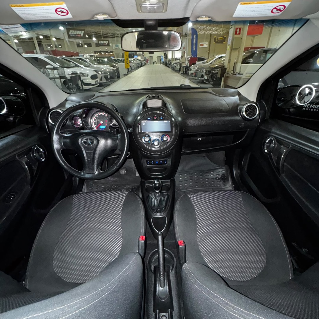 J2 Hatch 1.4 16V 4P