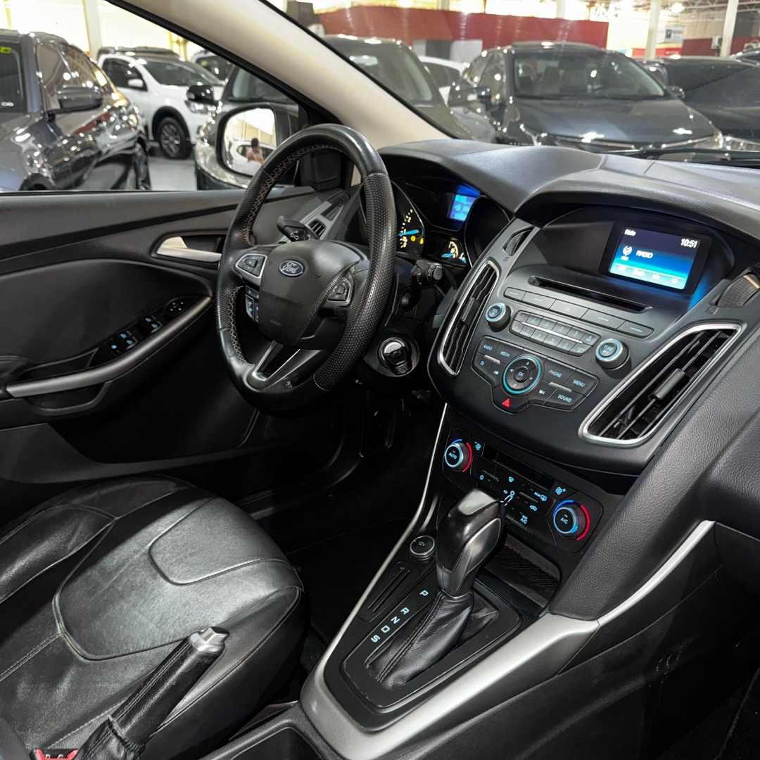 Focus Hatch 2.0 16V 4P FLEX SE PLUS POWERSHIFT AUTOMÁTICO