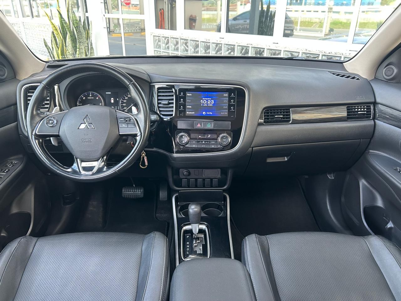 Outlander 2.2 16V 4P 4X4 DIESEL AUTOMÁTICO