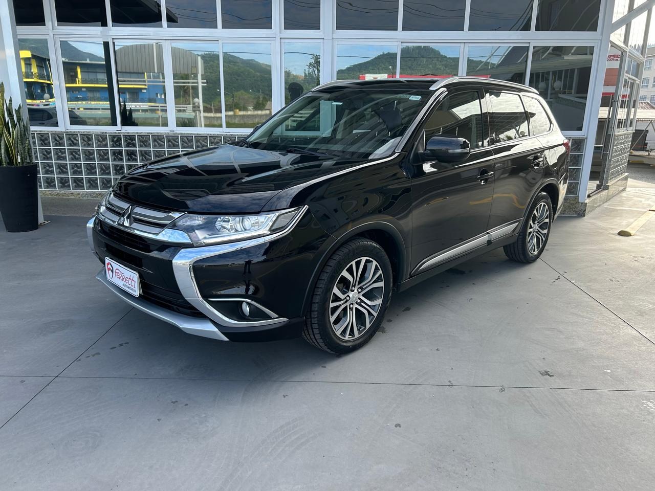 Outlander 2.2 16V 4P 4X4 DIESEL AUTOMÁTICO