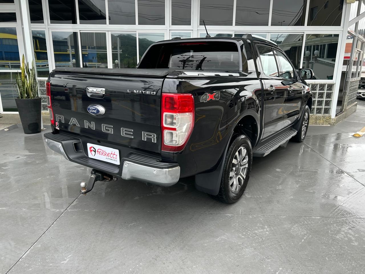 Ranger 3.2 20V CABINE DUPLA 4X4 LIMITED TURBO DIESEL AUTOMÁTICO