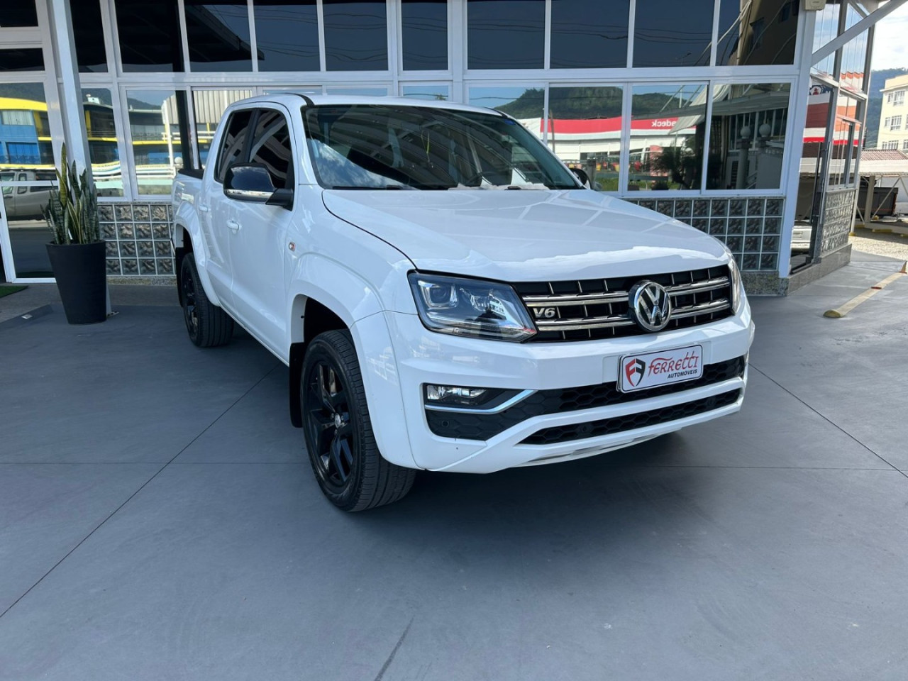 Amarok 3.0 V6 CABINE DUPLA HIGHLINE 4X4 TURBO INTERCOOLER AUTOMÁTICO