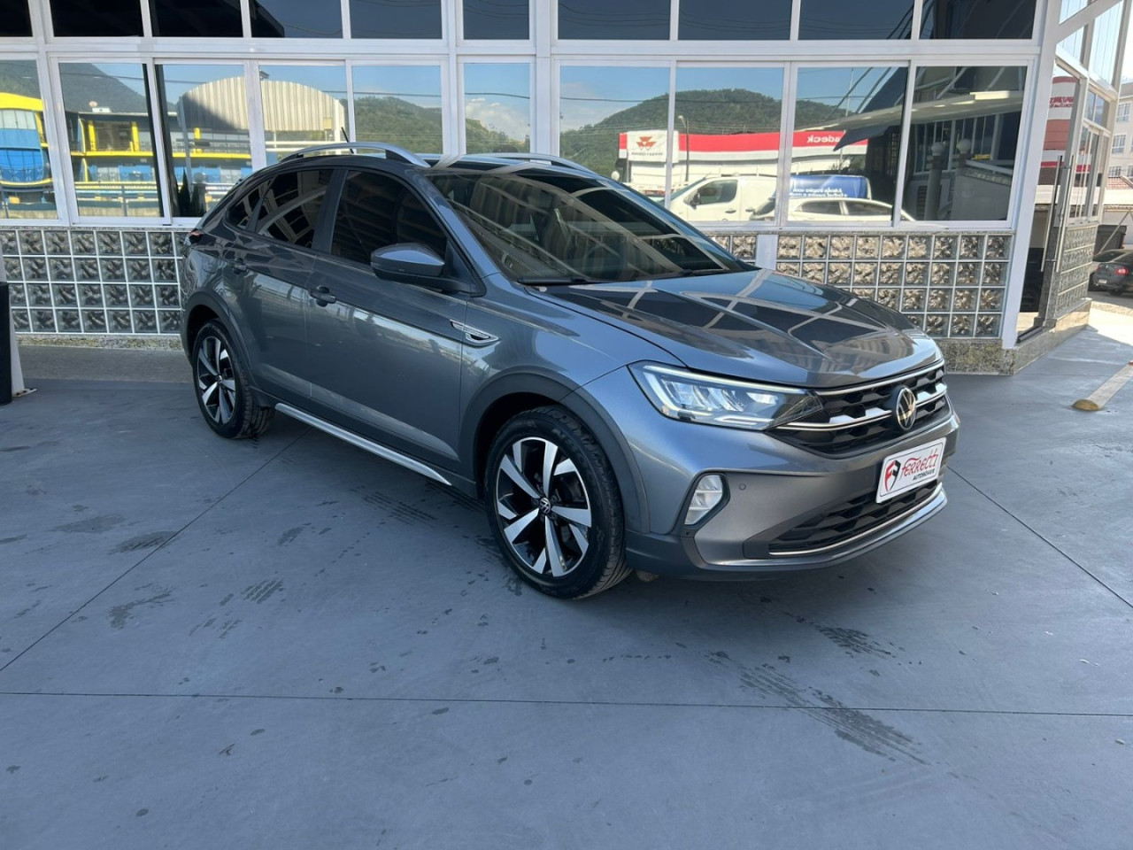 Nivus 1.0 4P FLEX 200 TSI HIGHLINE TURBO AUTOMÁTICO