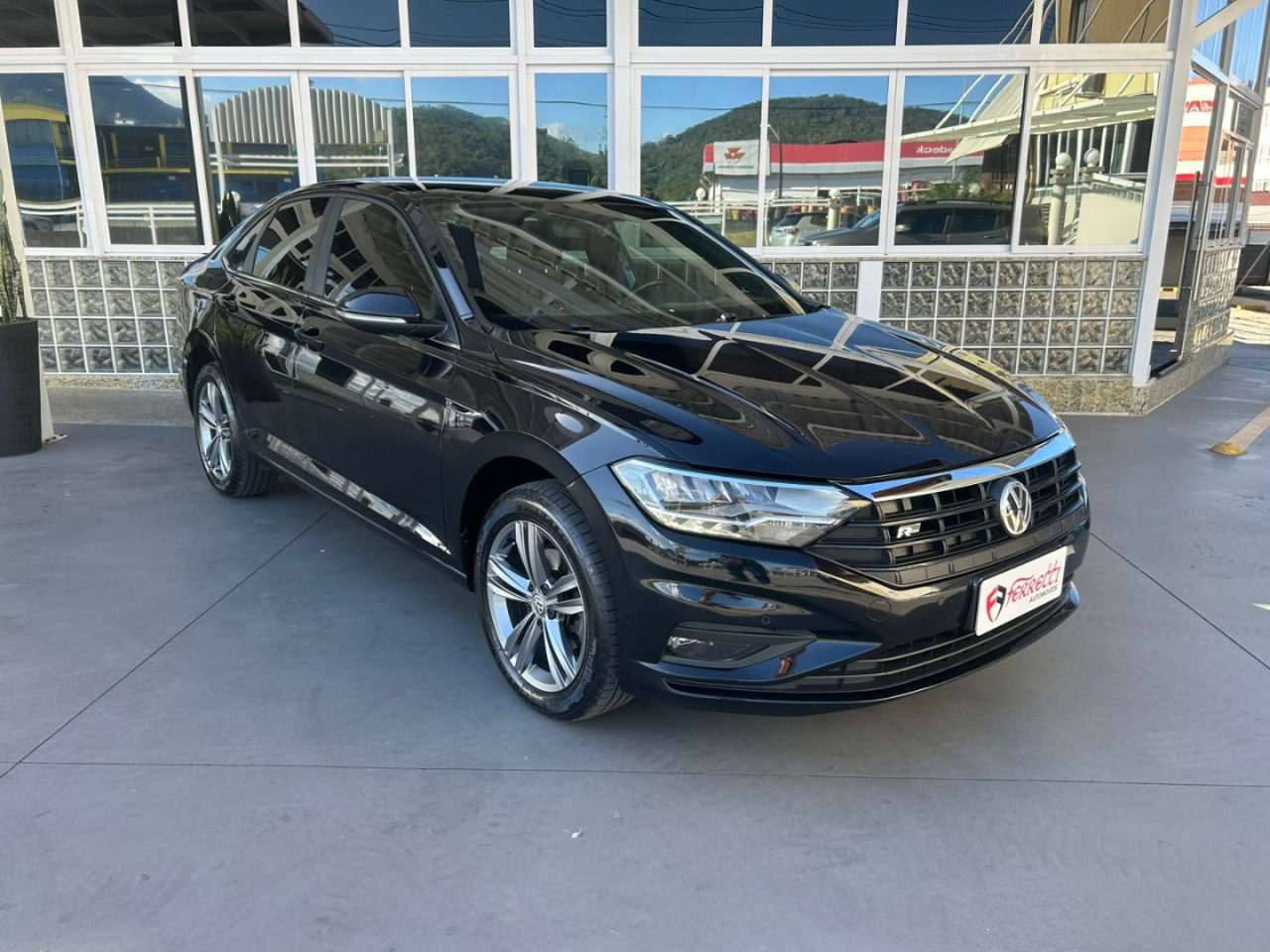 Jetta 1.4 4P 250 TSI R-LINE AUTOMÁTICO
