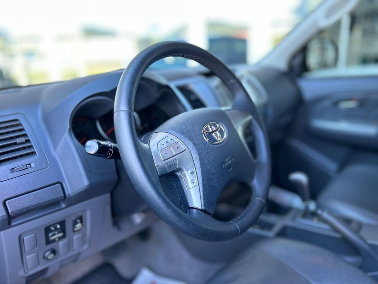 Hilux Caminhonete 3.0 4P 4X4 SRV TURBO DIESEL CABINE DUPLA AUTOMÁTICO