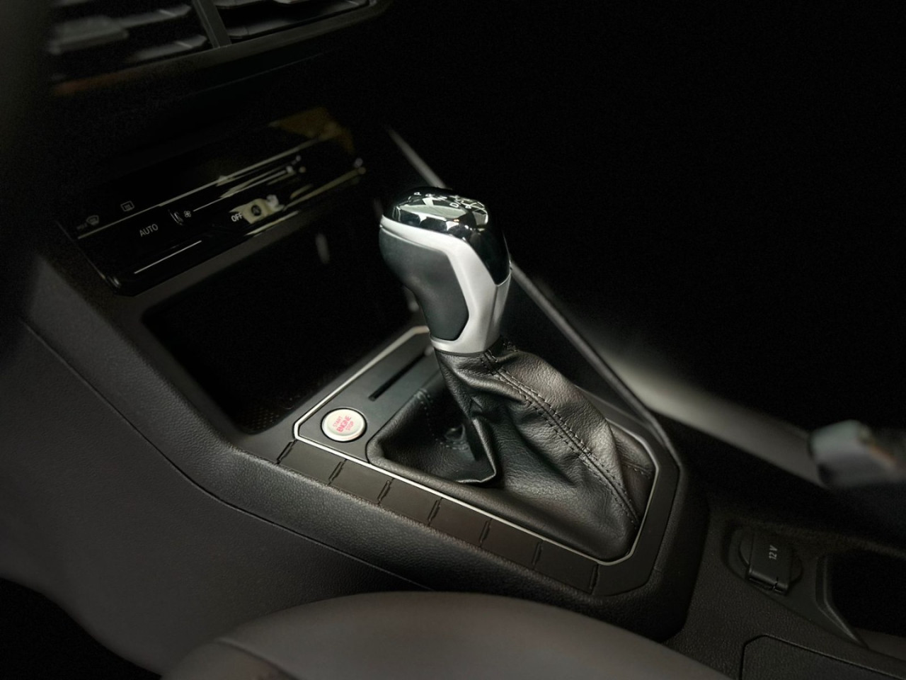 Nivus 1.0 4P FLEX 200 TSI HIGHLINE TURBO AUTOMÁTICO