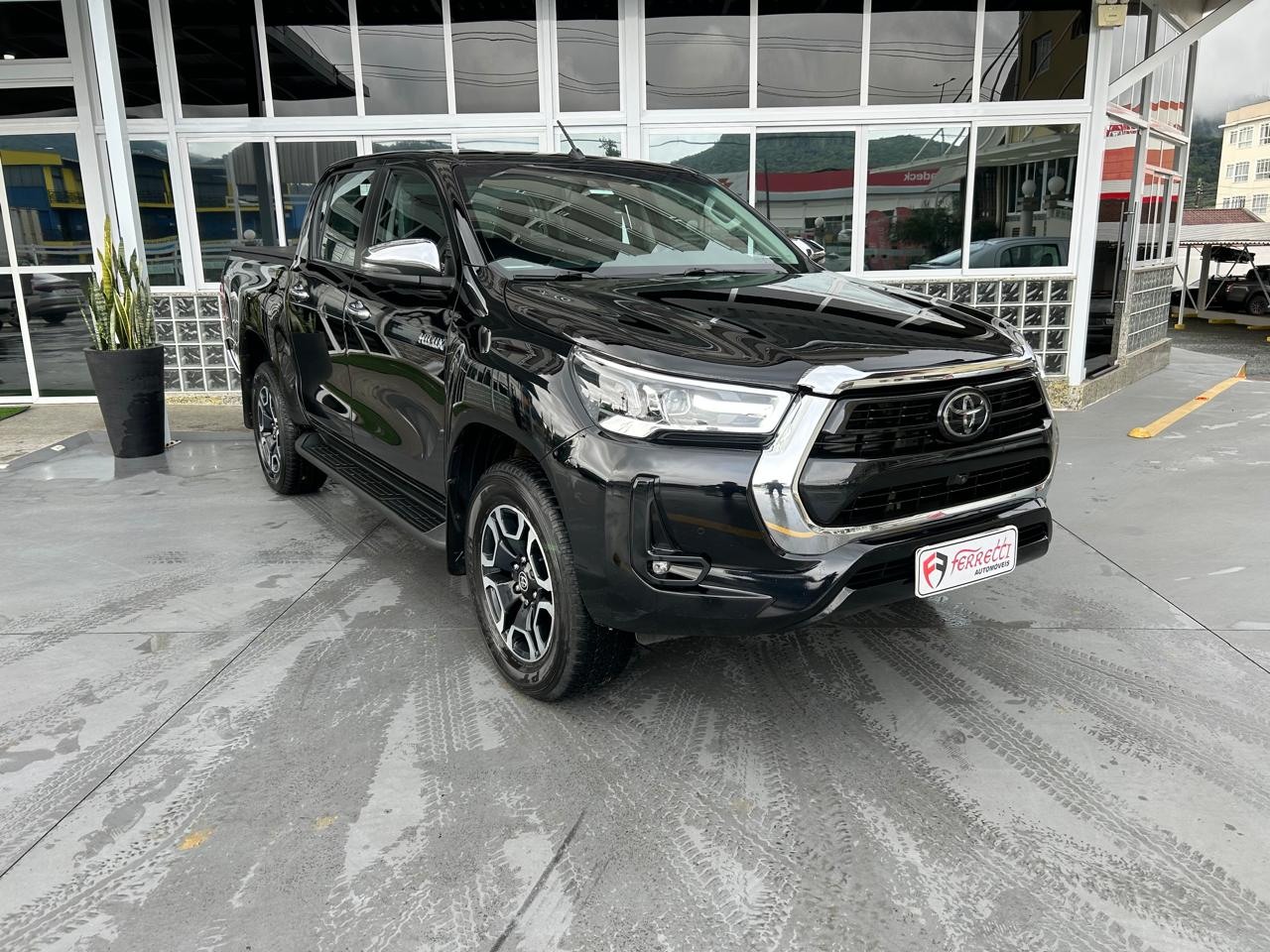 Hilux Caminhonete 2.8 16V SRX 4X4 TURBO DIESEL CABINE DUPLA AUTOMÁTICO