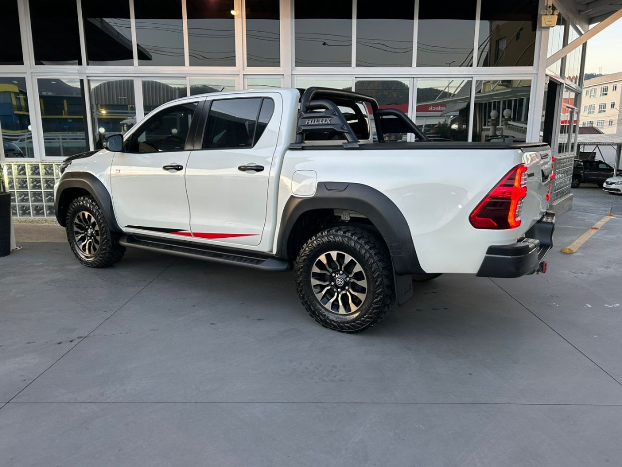 Hilux Caminhonete 2.8 16V GR SPORT 4X4 TURBO DIESEL CABINE DUPLA AUTOMÁTICO