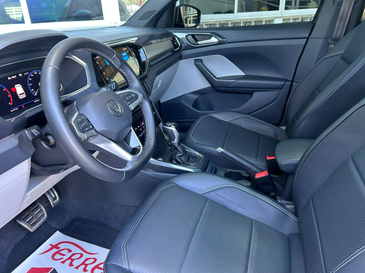 T-Cross 1.4 4P 250 TSI FLEX HIGHLINE AUTOMÁTICO