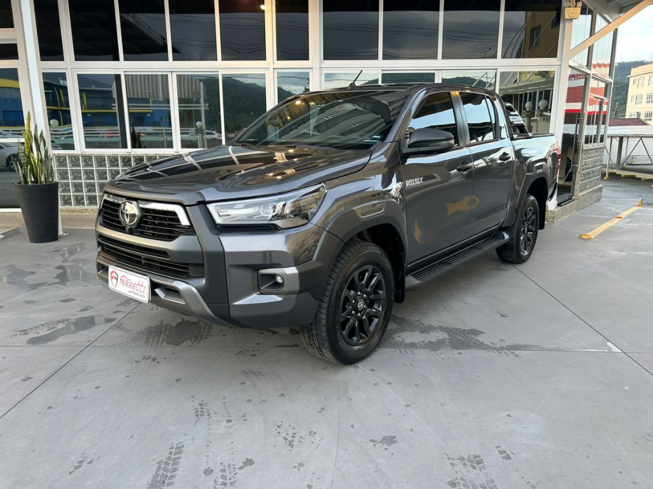 Hilux Caminhonete 2.8 16V SRX CONQUEST 4X4 TURBO DIESEL CABINE DUPLA AUTOMÁTICO