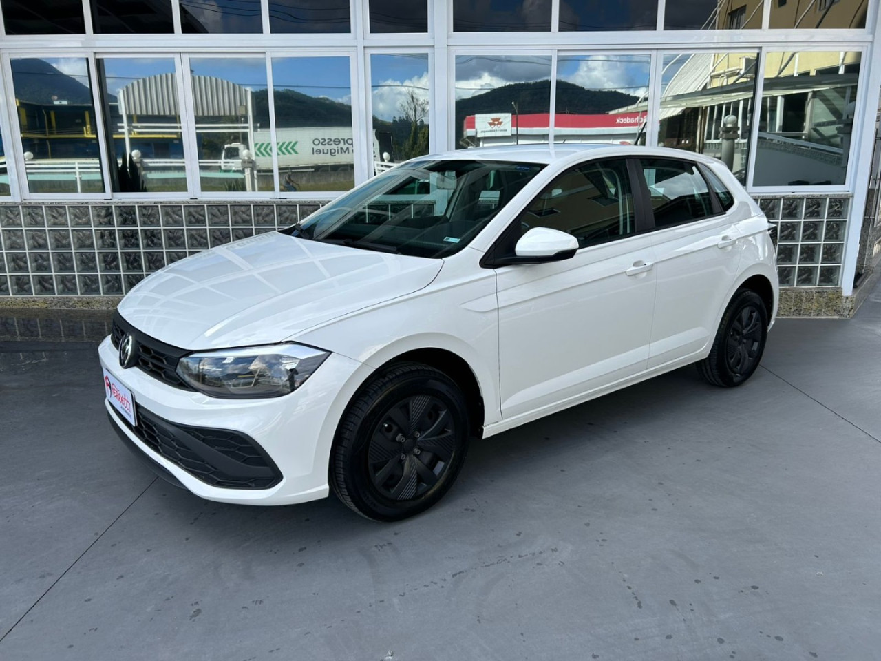 Polo Hatch 1.0 4P MPI TRACK