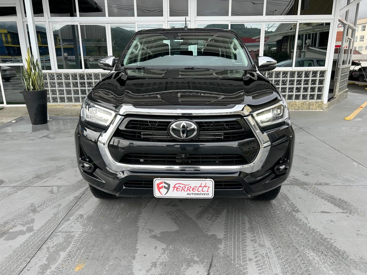 Hilux Caminhonete 2.8 16V SRX 4X4 TURBO DIESEL CABINE DUPLA AUTOMÁTICO