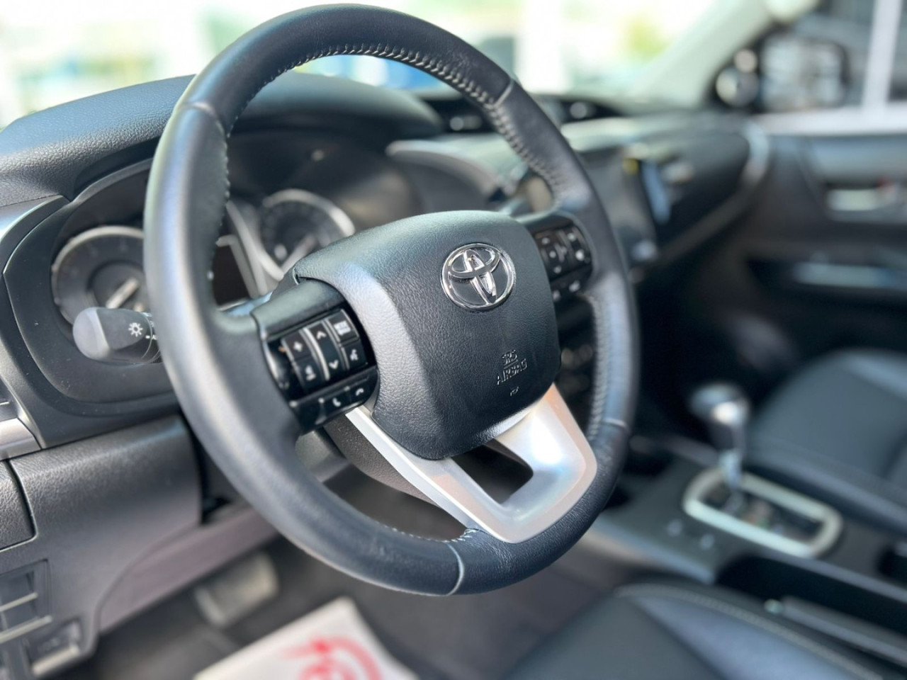 Hilux Caminhonete 2.8 16V SRX PLUS 4X4 TURBO DIESEL CABINE DUPLA AUTOMÁTICO