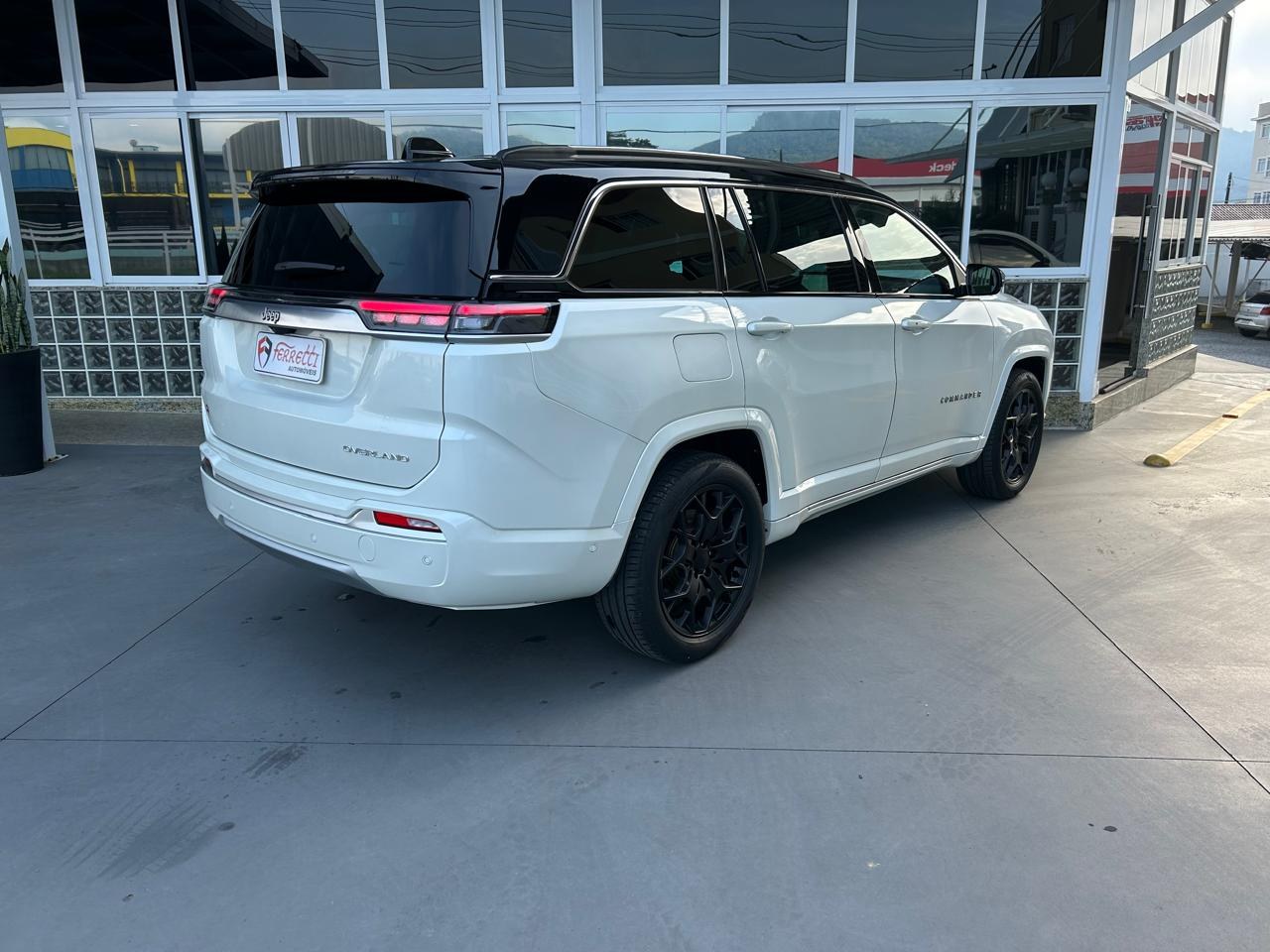 Commander 1.3 16V 4P FLEX T270 OVERLAND TURBO AUTOMÁTICO